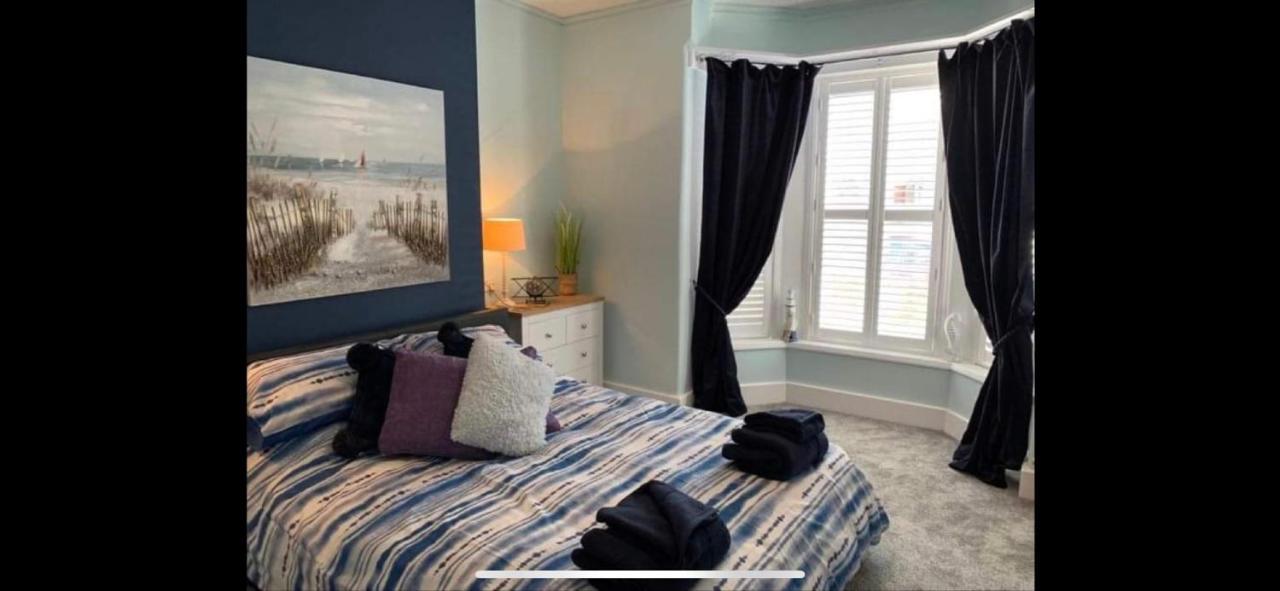 Ground Floor Apartment เอกซ์มัธ ภายนอก รูปภาพ